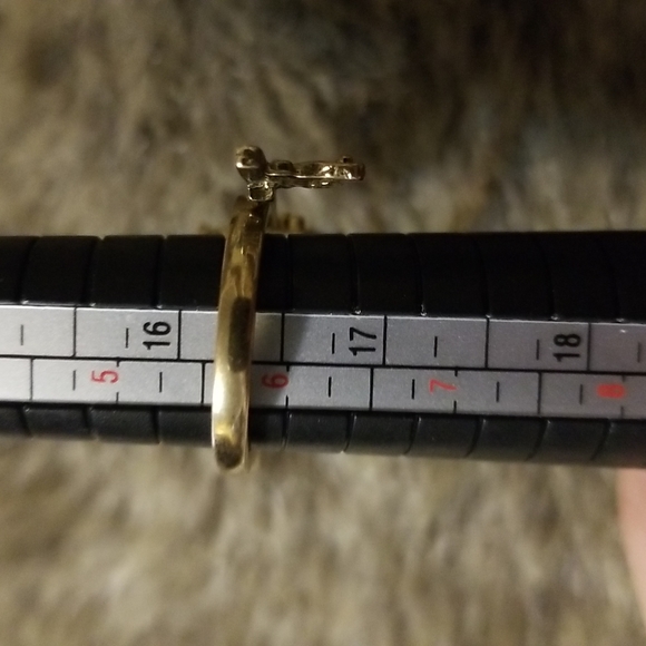 2 Finger Key Ring with Rhinestones - Picture 5 of 5